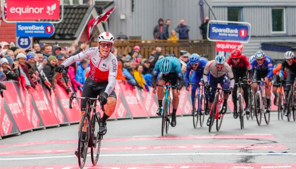 Axel Zingle fra Cofidis sykler inn til seier på første etappe av Arctic Race of Norway i Mo i Rana torsdag. Axel Zingle fra Cofidis sykler inn til seier på første etappe av Arctic Race of Norway i Mo i Rana torsdag.Foto: Beate Oma Dahle / NTB