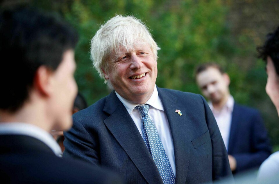 Boris Johnson er inne i sine siste dager som statsminister, men partifeller vil ikke utelukke at han kan komme til å prøve seg igjen. Boris Johnson er inne i sine siste dager som statsminister, men partifeller vil ikke utelukke at han kan komme til å prøve seg igjen.