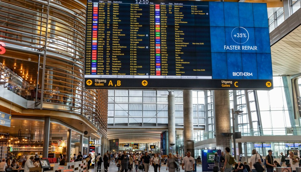 Oslo lufthavn senker temperaturen. Oslo lufthavn senker temperaturen. Foto: Tor Erik Schrøder / NTB