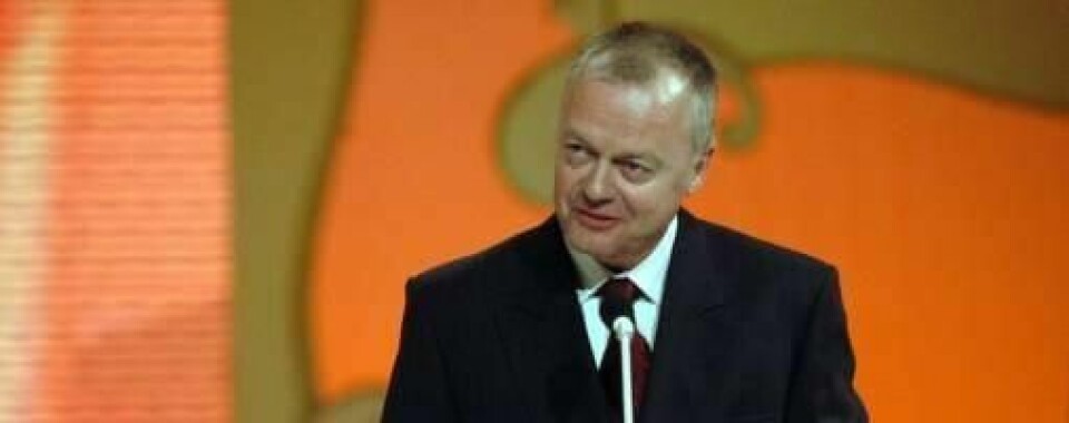 Trond Georg Kirkvaag, kjent og kjær som komiker, imitator og skuespiller, er gått bort 61 år gammel. Kirkvaag døde fredag etter lengre tids kreftsykdom.