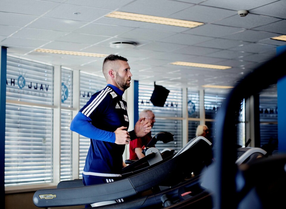 Kjetil Wæhler jogger ned etter trening. Ny kamp venter fredag. FOTO: HILDE UNOSEN Kjetil Wæhler jogger ned etter trening. Ny kamp venter fredag. FOTO: HILDE UNOSEN