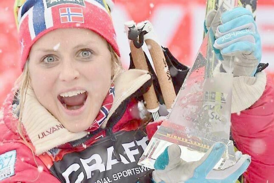 Therese Johaug var så glad, så glad etter den historiske seieren. FOTO: GIUSEPPE CACACE/NTB SCANPIX