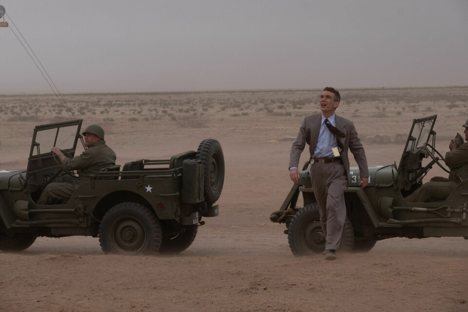 Oppenheimer, regi Christopher Nolan. Oppenheimer