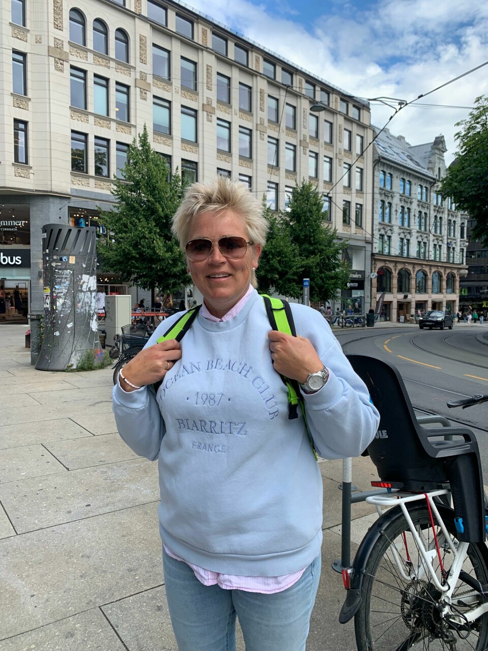 Elisabeth Roland fikk akkurat med seg nyheten om de økte prisene. Elisabeth Roland