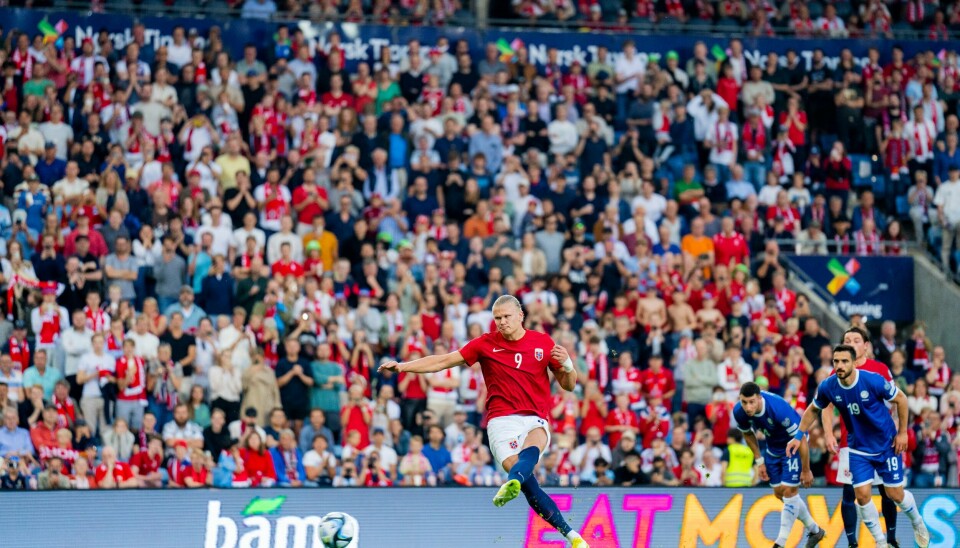 Det blir fullt hus på Ullevaal stadion når Erling Braut Haaland og resten av herrelandslaget møter Spania i EM-kvalifiseringen oktober. Det blir fullt hus på Ullevaal stadion når Erling Braut Haaland og resten av herrelandslaget møter Spania i EM-kvalifiseringen oktober. Foto: Fredrik Varfjell / NTB