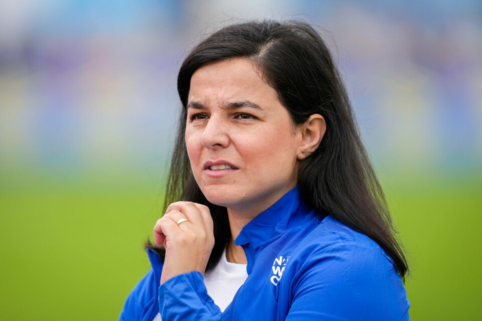 Zaineb Al-Samarai er kritisk til Uefa. Idrettspresident Zaineb Al-Samarai forventer at regjeringen holder det den lover og sørger for regelstyrt momskompensasjon. Foto: Beate Oma Dahle / NTB
