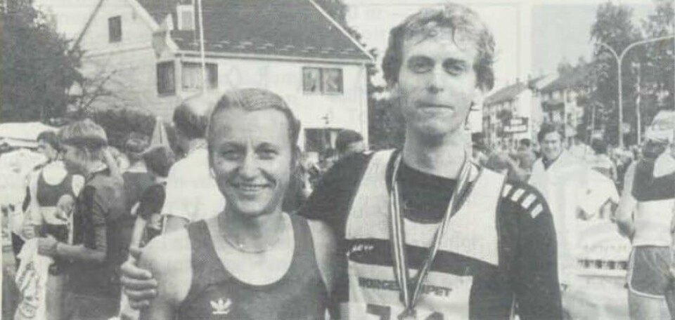 Arne Olav Løvik er avbildet i 1981 med Grete Waitz som han beskriver som Norges største løpedronningen gjennom tidene . Arne Olav Løvik er avbildet i 1981 med Grete Waitz som han beskriver som Norges største løpedronningen gjennom tidene .