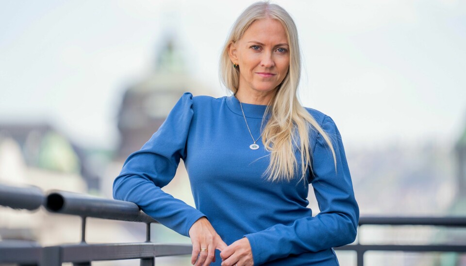 Sykepleierforbundets Lill Sverresdatter Larsen vil ha en bemanningsnorm for eldreomsorgen. Lill Sverresdatter Larsen, leiar for Norsk Sykepleierforbund, seier det fortsatt er fleire søkjarar til sjukepleiarutdanningen enn studieplassar. Foto: Fredrik Varfjell / NTB / NPK