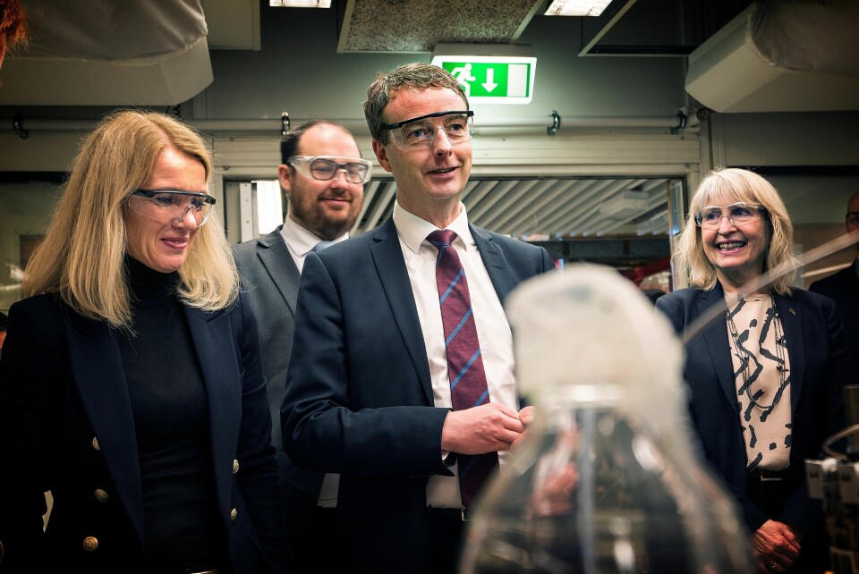 Christine Sagen Helgø, Frps gruppeleder Christian Wedler, statsråd Terje Søviknees og UiS-rektor Marit Boyesen. Foto: Roy Storvik Christine Sagen Helgø, Frps gruppeleder Christian Wedler, statsråd Terje Søviknees og UiS-rektor Marit Boyesen. Foto: Roy Storvik