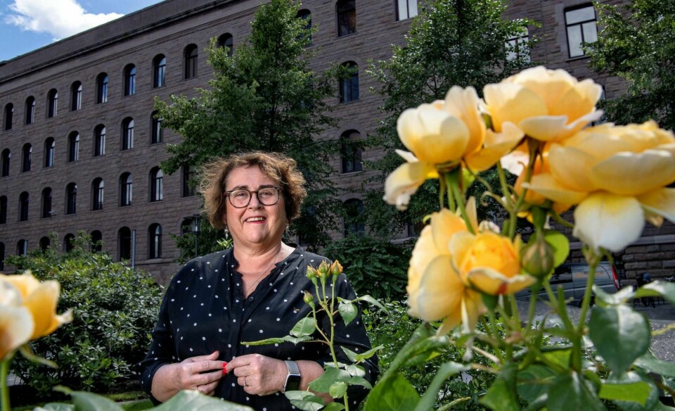 PÅ PRØVE: Fra statsrådsstolen sin opplever Olaug Bollestad at KrF blir satt på prøve når de må ta stilling til å reversere AAP-innstrammingene.