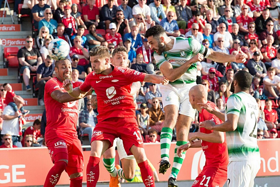 Her scorer Roberto Lopes 2-2-målet for Shamrock Rovers fire minutter på overtid.