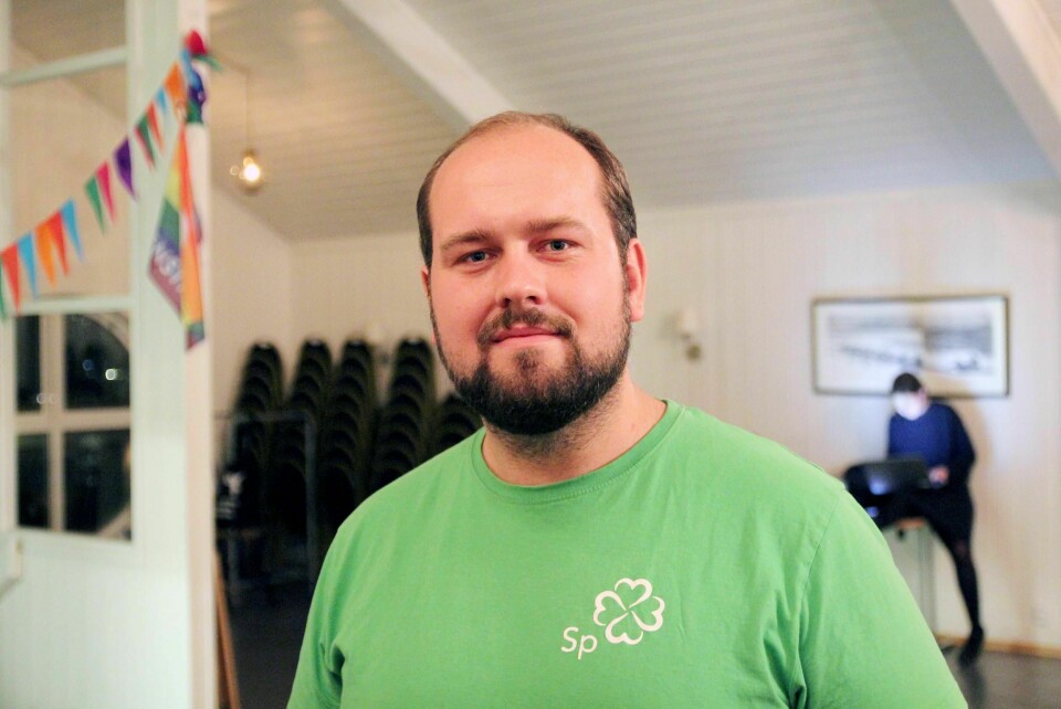 Simon Nordanger og resten av forhandlingsutvalget i Senterpartiet skal møtes i formiddag for å bli enige om veien videre. Foto: Pål Karstensen