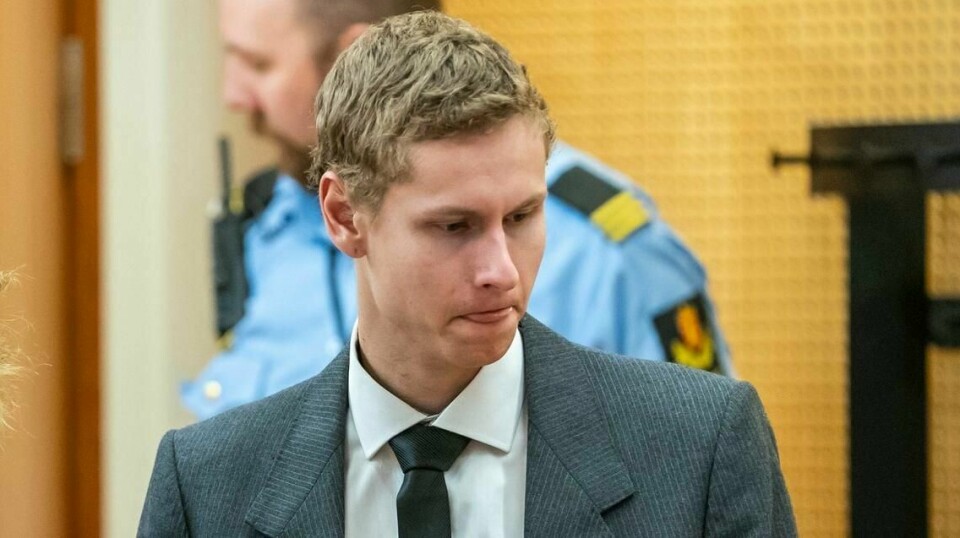 Draps- og terrorsiktede Philip Manshaus hans forsvarer Unni Fries under fengslingsmøte i Oslo tingrett.