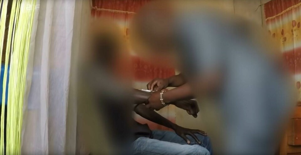 Her skal den kenyanske utøveren få EPO. Her skal den kenyanske utøveren få EPO.