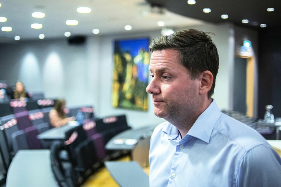 Konsernsjef i Hurtigruten Daniel Skjeldam under pressekonferansen mandag denne uken.