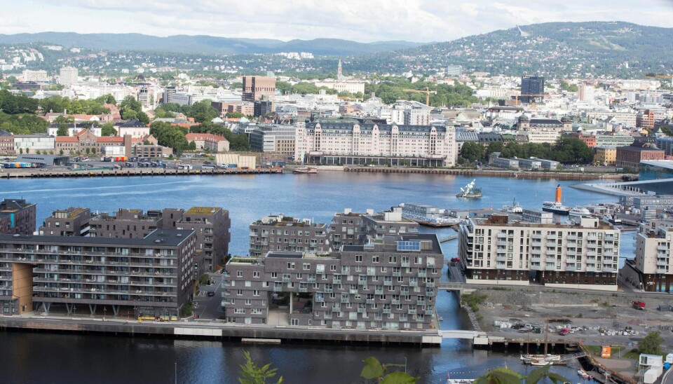 I 2013 hadde en singel sykepleier råd til å kjøpe 11 prosent av boligene i Oslo, i 2019 hadde boligprisveksten redusert sykepleierens tilgang til bare 3,2 % av boligene i Oslo, skriver Tine Larsen. Foto: Terje Pedersen/NTB scanpix