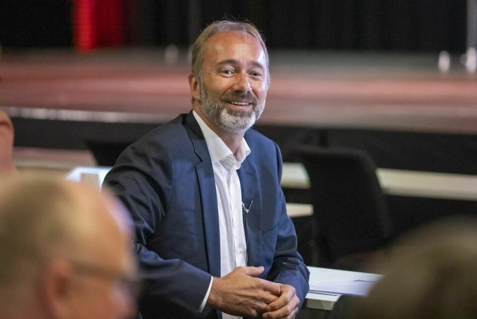 Trond Giske var på plass i salen til Trøndelag Arbeiderparti sitt fylkesårsmøte i Trondheim lørdag. Dagen før ble det kjent at Giske gir seg i politikken. Foto: Heiko Junge/NTB scanpix