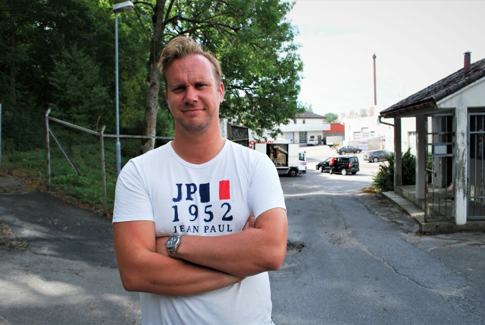 LANG OPPTUR: Kjetil Frøne, leder for supporterklubben «Fossefallet», har fulgt Sarpsborg 08 siden den spede begynnelsen. Han mener klubben virkelig har skutt fart de siste sesongene, men at gruppespillplass i Europaligaen vil være et lite under. LANG OPPTUR: Kjetil Frøne, leder for supporterklubben «Fossefallet», har fulgt Sarpsborg 08 siden den spede begynnelsen. Han mener klubben virkelig har skutt fart de siste sesongene, men at gruppespillplass i Europaligaen vil være et lite under.