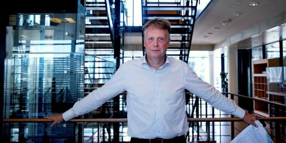 Om Color Line seiler med NIS-flagg vil det påvirke konkurrentene, hevder Henrik Holck.