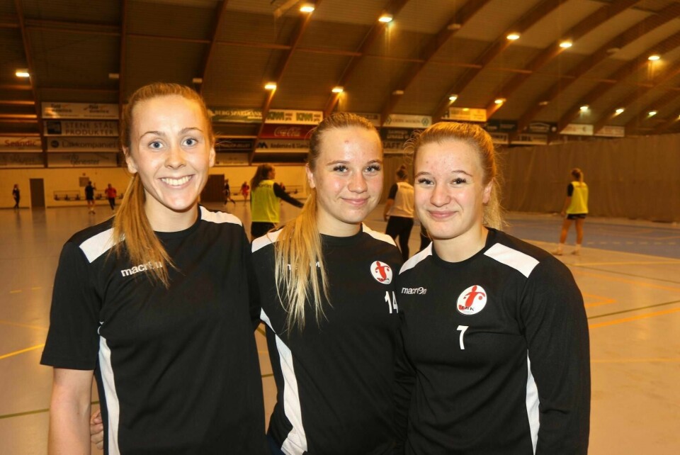 Karoline Syversen, Hedda Thulin og Nora Thulin gleder seg til å debutere i europacupen. Jentene forteller de skal bruke denne erfaringen for alt den er verdt.