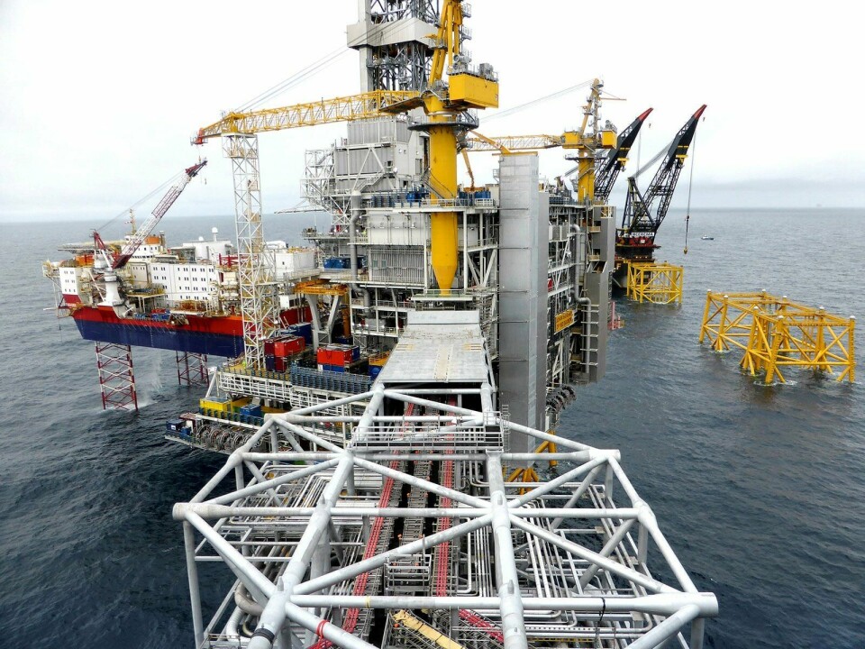 JOHAN SVERDRUP: Når 41 milliarder kroner skal investeres i Johan Sverdrup-feltet er det en solid spiker i kista for mulighetene til virkelige kutt i utslippene fremover, skriver kronikkforfatteren. FOTO: NERIJUS ADOMAITIS/ NTB SCANPIX