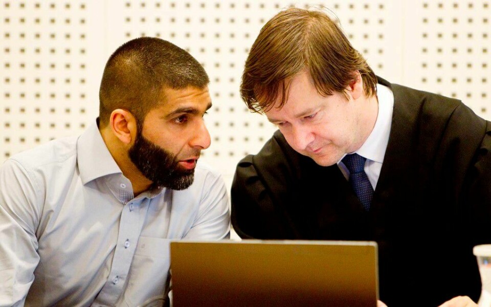 Arfan Bhatti og hans advokat John Christian Elden. FOTO: HÅKON MOSVOLD LARSEN/NTB SCANPIX