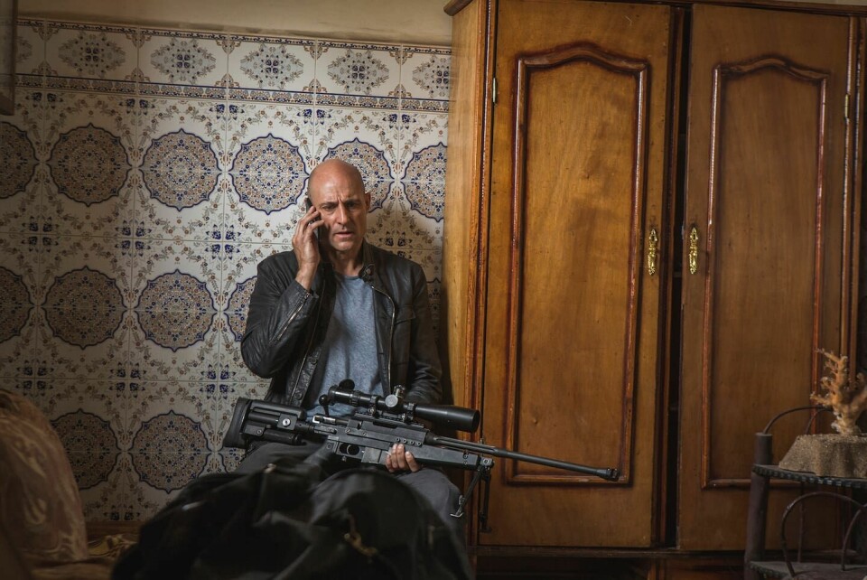 Mark Strong er handlekraftig MI6-veteran som må ut i felten igjen i denne høyst brukbare spionthrilleren. Mark Strong er handlekraftig MI6-veteran som må ut i felten igjen i denne høyst brukbare spionthrilleren.