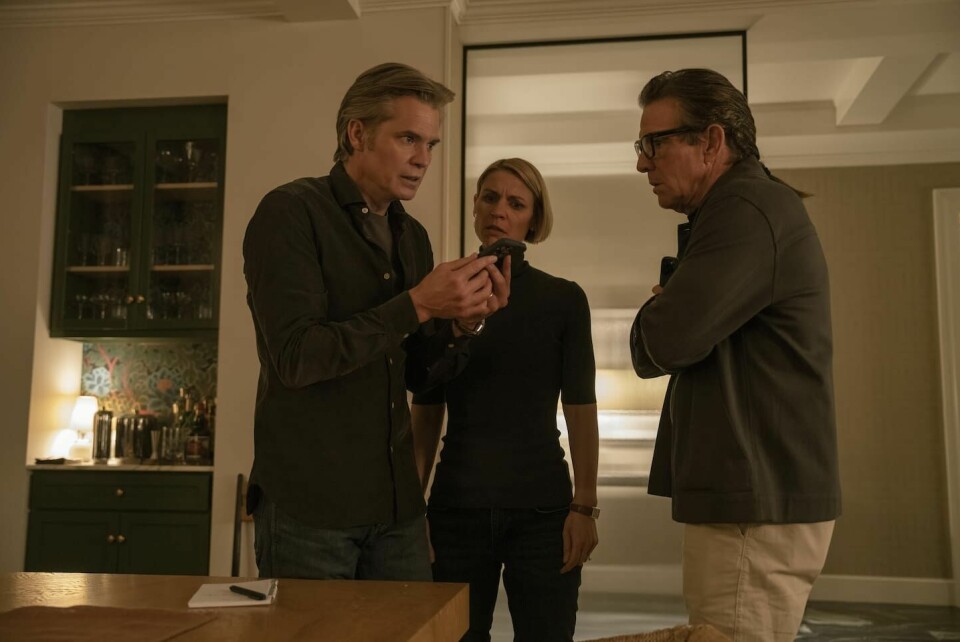 Ekteparet Sam (Claire Danes) og Derek Brown (Timothy Olyphant) , og onkel og chef-kjendis Jeff (Dennis Quaid), opplever deres verste mareritt når tenåringen i familien blir kidnappet. Ekteparet Sam (Claire Danes) og Derek Brown (Timothy Olyphant) , og onkel og chef-kjendis Jeff (Dennis Quaid), opplever deres verste mareritt når tenåringen i familien blir kidnappet.