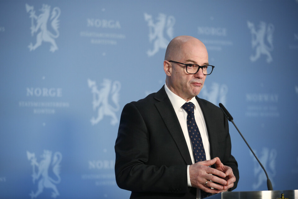 Forsvarsminister Odd Roger Enoksen (Sp) beklager at han som stortingsrepresentant og senere statsråd hadde et forhold til en 18 år gammel skoleelev fra 2005. Forsvarsminister Odd Roger Enoksen (Sp).Foto: Javad Parsa / NTB
