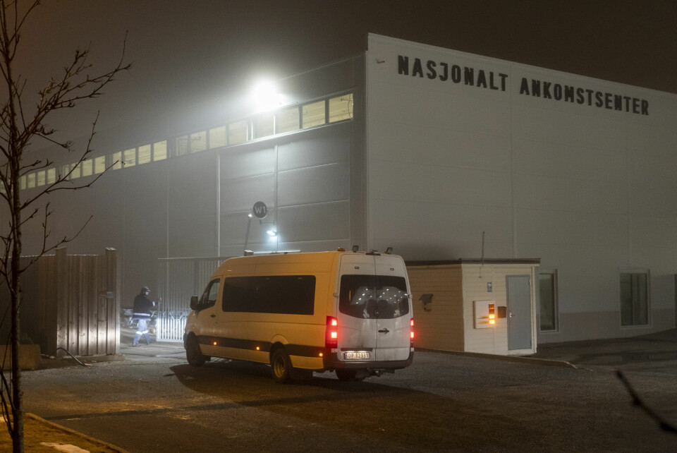 Fair Play Bygg har allerede fått konkret informasjon om forsøk på utpressing og svindel ved flyktningmottaket i Råde. Fair Play Bygg har allerede fått konkret informasjon om forsøk på utpressing og svindel ved flyktningmottaket i Råde.