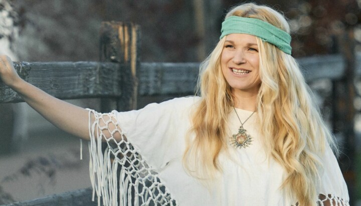 Sol Heilo er aktuell med albumet «Indigo Star». Slippet feirer hun med å spille på gata rundt om i Oslo 31. mai. Sol Heilo er aktuell med albumet «Indigo Star». Slippet feirer hun med å spille på gata rundt om i Oslo 31. mai.