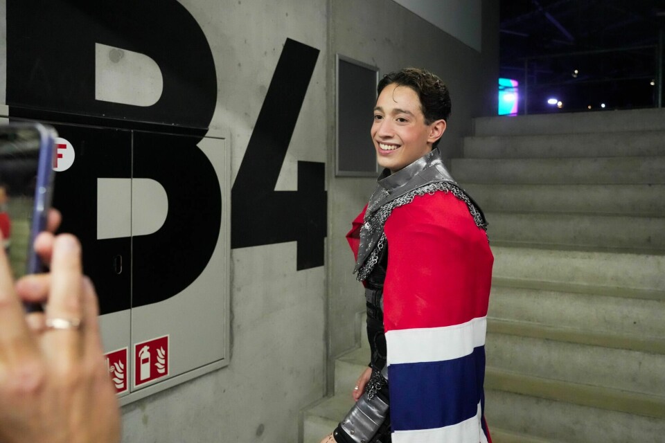 Kyle Alessandro da han møtte norsk presse etter den første semifinalen i Eurovision Song Contest 2025 hvor han gikk videre til lørdagens finale.(Terje Bendiksby/NTB) Kyle Alessandro