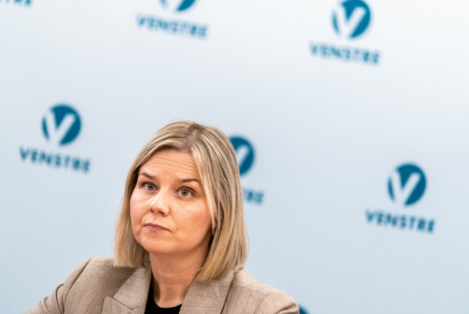 – Ingen tvang Ap til å gå i regjering med Senterpartiet, sa Venstre-leder Guri Melby i sin tale til landsstyret. Etter at Sp gikk ut av regjeringen, mener Melby at statsministeren må gjøre ord til handling i spørsmål om Europa. Foto: Thomas Fure / NTB