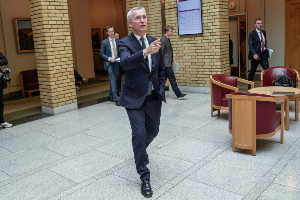 Finansminister Jens Stoltenberg (Ap) ønsker ingen nye og dyre tiltak inn i revidert nasjonalbudsjett. Det kan bli vanskelig å unngå når SV og Senterpartiet krever milliarder til gode formål. Finansminister Jens Stoltenberg (Ap) ønsker ingen nye og dyre tiltak inn i revidert nasjonalbudsjett. Det kan bli vanskelig å unngå når SV og Senterpartiet krever milliarder til gode formål.