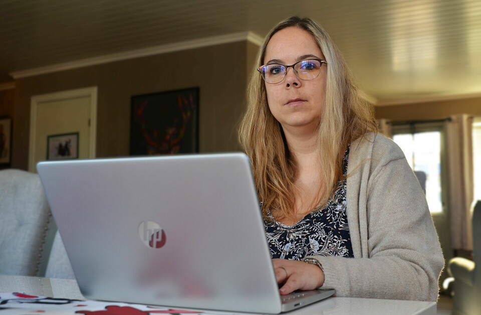 Tidligere Nav-praksis ble endret, men uten tilbakevirkende kraft. For uføretrygdede Elisabeth Neset Bastesen betyr det at hun blir trukket 2.000 kroner hver måned til en avgjørelse i Trygderetten foreligger. Om ett år. Elisabeth Neset Bastesen (35)