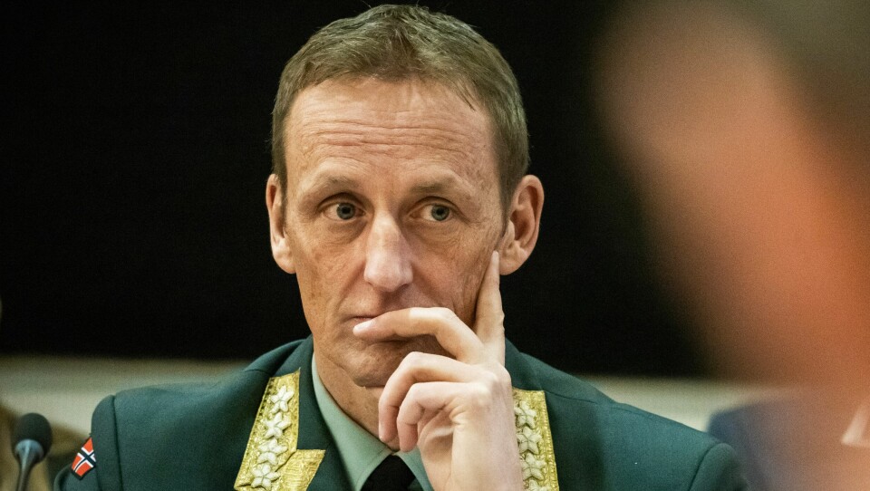 Luftforsvaret anbefaler Rygge, forsvarssjef Eirik Kristoffersen Bodø - men vil ikke kommentere egen anbefaling. FFIs forsvarsanalyse overleveres til forsvarssjef Eirik Kristoffersen tirsdag. Foto: Ole Berg-Rusten / NTB