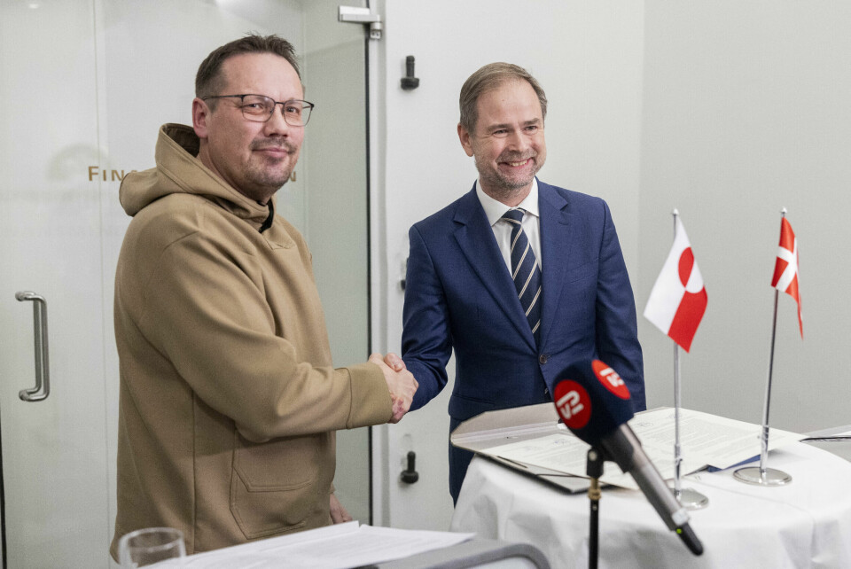 Grønlands finansminister Erik Jensen (til venstre), som i forrige måned møtte Danmarks finansminister Nicolai Wammen (til høyre), sier det grønlandske regjeringspartiet Siumat setter selvstendighet på agendaen i valgkampen. Grønlands finansminister Erik Jensen (til venstre), som i forrige måned møtte Danmarks finansminister Nicolai Wammen (til høyre), sier det grønlandske regjeringspartiet Siumat setter selvstendighet på agendaen i valgkampen. Foto: Nikolai Linares / Ritzau Scanpix / AP / NTB