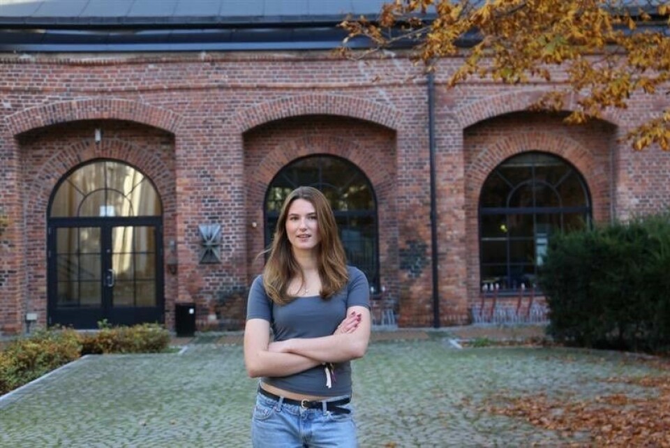 Er ikke poenget at alle vi som identifiserer oss som kvinner skal føle oss velkommen i paraden? skriver Josefine Rygh (17), styremedlem i Oslo Unge Venstre. Josefine Rygh (17), styremedlem i Oslo Unge Venstre.