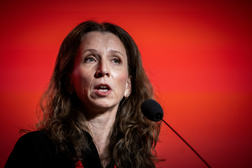 Justisminister Astri Aas-Hansen har ingen planer om å legge ned politistasjonene som ble gjenåpnet mens Senterpartiet satt i regjering. Justisminister Astri Aas-Hansen har ingen planer om å legge ned politistasjonene som ble gjenåpnet mens Senterpartiet satt i regjering. Foto: Ole Berg-Rusten / NTB