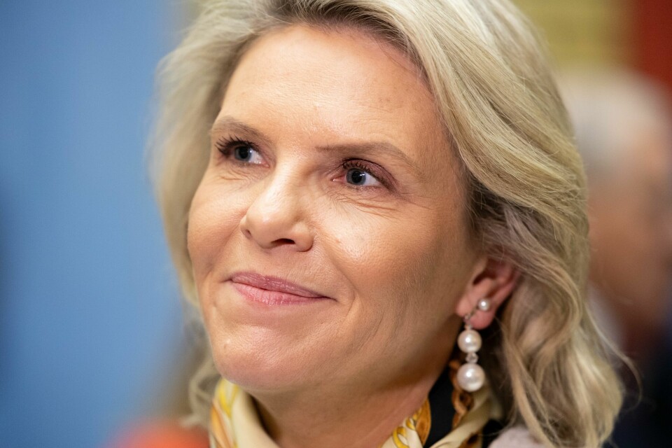 Fremskrittspartiet, med Sylvi Listhaug i spissen, har siden november vært det største partiet på borgerlig side. Nå har Høyre tatt dem igjen.(Amanda Pedersen Giske/NTB) Sylvi Listhaug (Frp) under pressekonferanse sammen med de parlamentariske lederne på Stortinget etter samtalene om økonomisk støtte til Ukraina.