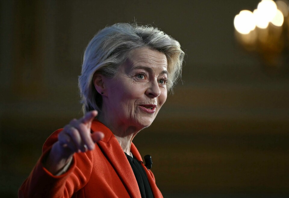 Ursula von der Leyen.(Justin Tallis/AP) EU-kommisjonens leder Ursula von der Leyen gratulerer Tysklands nye statsminister. Foto: Justin Tallis / AP / NTB