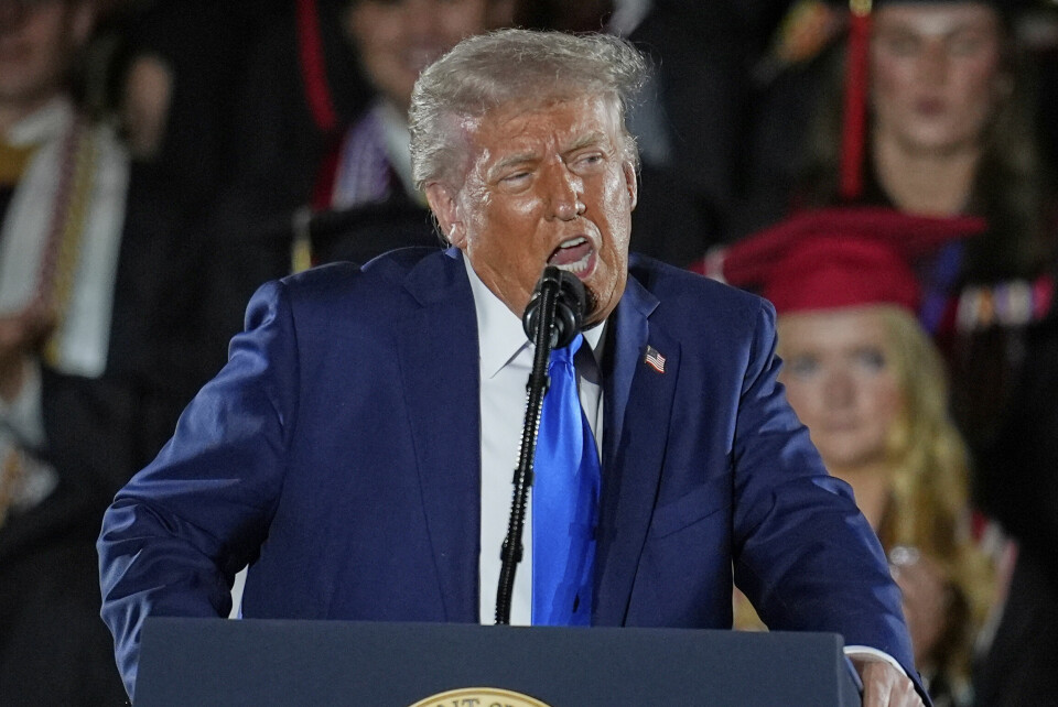 President Donald Trump har lagt fram sitt budsjettforslag, dagen etter at han holdt en tale ved Universitetet i Alabama. President Donald Trump har lagt fram sitt budsjettforslag, dagen etter at han holdt en tale ved Universitetet i Alabama. Foto: Mike Stewart / AP / NTB