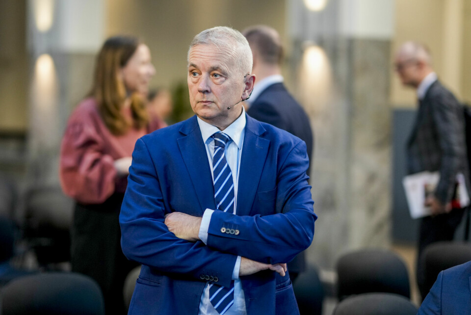 Knut Storberget overrakte torsdag en rapport om alvorlig kriminalitet blant barn og unge. Rapporten får kraftig kritikk fra ett av medlemmene i ekspertgruppa. Knut Storberget overrakte torsdag en rapport om alvorlig kriminalitet blant barn og unge. Rapporten får kraftig kritikk fra ett av medlemmene i ekspertgruppa. Foto: Cornelius Poppe / NTB