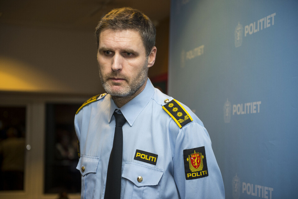 Politiadvokat Fredrik Martin Soma sier at politiet har god oversikt over hva som skjedde i forbindelse med knivstikkingen i Vindafjord lørdag. Politiadvokat Fredrik Martin Soma sier at det er avtalt avhør med mannen som er siktet for drapet på Birgitte Tengs tirsdag. Foto: Carina Johansen / NTB