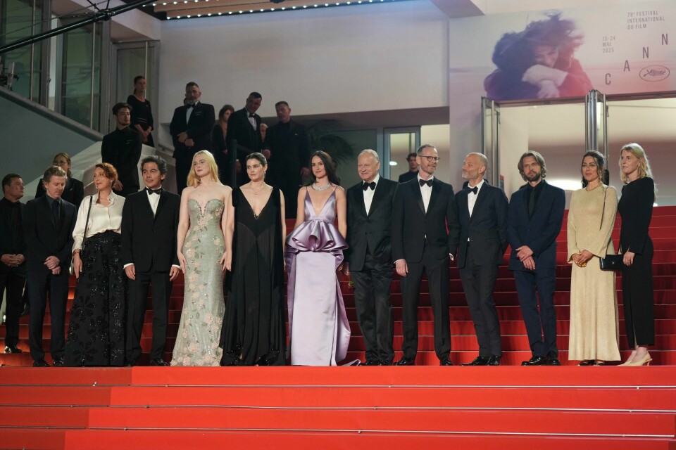 Fra premieren for «Affeksjonsverdi», eller «Sentimental Value», under filmfestivalen i Cannes.(Lewis Joly/AP) Fra premieren for «Affeksjonsverdi», eller «Sentimental Value», under filmfestivalen i Cannes.