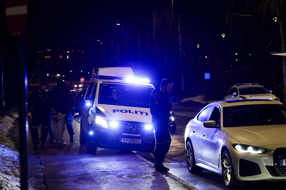 Politiet er i området Sofienberg med flere bevæpnede ressurser etter melding om at en person er skutt. Politiet er i området Sofienberg med flere bevæpnede ressurser etter melding om at en person er skutt. Foto: Thomas Andersen / NTB