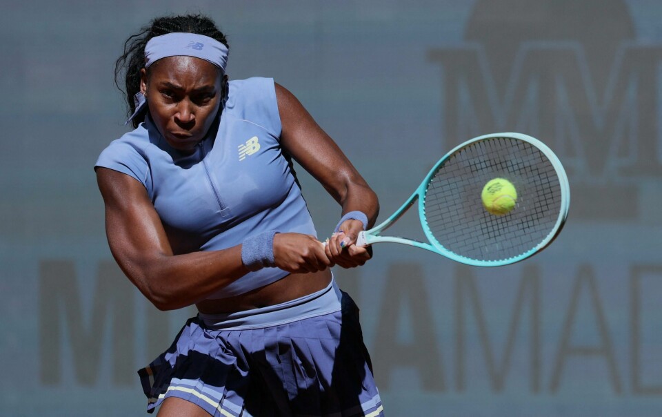Coco Gauff under kampen mot Belinda Bencic før strømbruddet i Madrid.(THOMAS COEX/AFP) Coco Gauff under kampen mot Belinda Bencic før strømbruddet i Madrid.