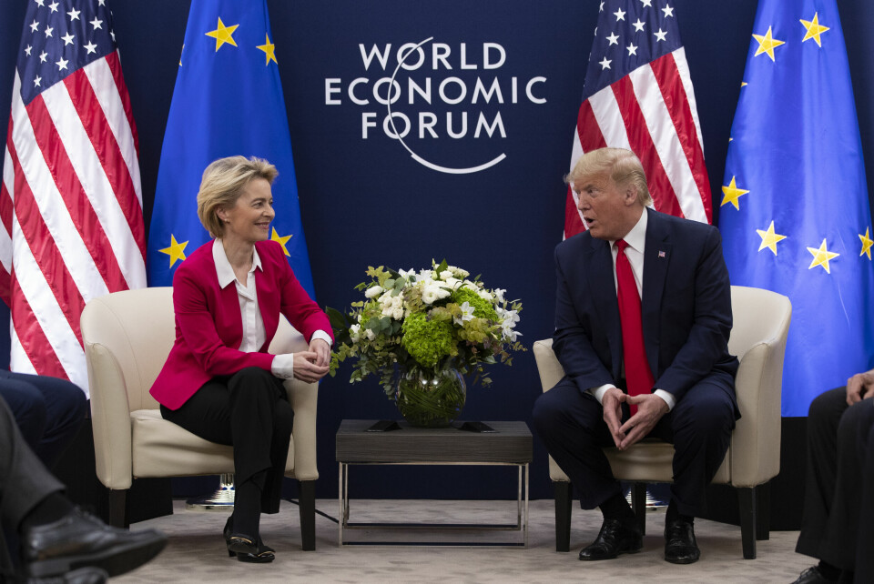 EU-kommisjonens leder Ursula von der Leyen i møte med USAs president Donald Trump under Verdens økonomiske forum i Davos i 2020. EU-kommisjonens leder Ursula von der Leyen i møte med USAs president Donald Trump under Verdens økonomiske forum i Davos i 2020. Foto: Evan Vucci / AP / NTB