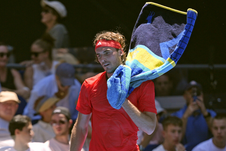 Greske Stefanos Tsitsipas røk uventet ut i første runde av Australian Open søndag. Greske Stefanos Tsitsipas røk uventet ut i første runde av Australian Open søndag. Foto: Ng Han Guan / AP / NTB