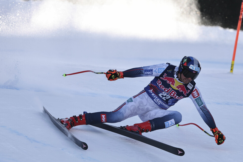 Adrian Smiseth Sejersted i full fart på utforen i Kitzbühel lørdag. Adrian Smiseth Sejersted i full fart på utforen i Kitzbühel lørdag. Foto: Marco Trovati / AP / NTB